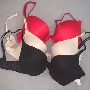 3 Victoria’s Secret Push Up Bras